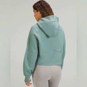 Lululemon Scuba Oversized Full Zip
Tidewater Teal gold  XS / Small like new
